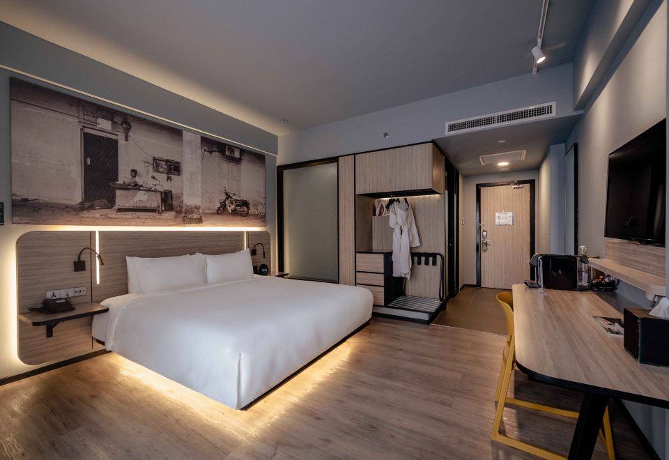 Double-bed guest room — The Kuala Lumpur Journal Hotel